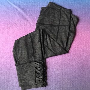 Athleta Capris Leggings
